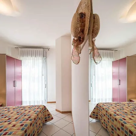 Appartement In 53433 *