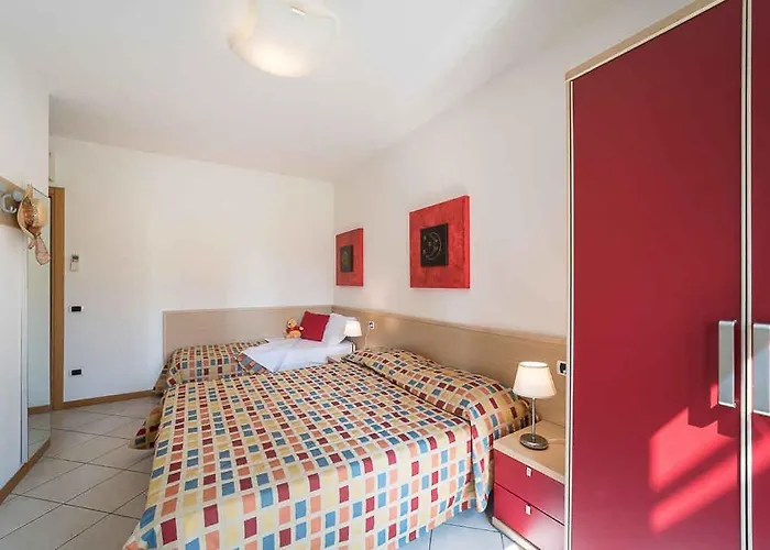 Апартаменти In 53433 *